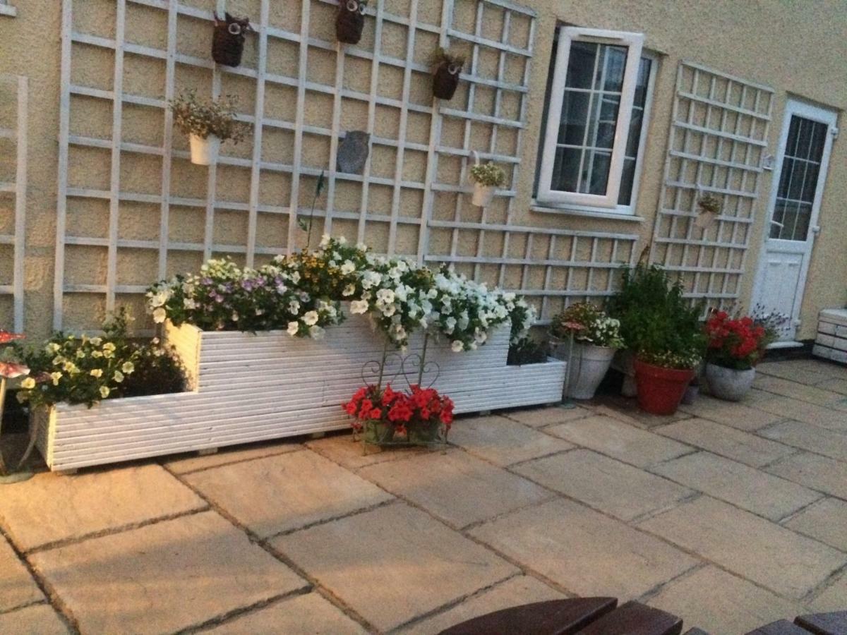 Jasmine House Bed & Breakfast Lutterworth Exterior photo